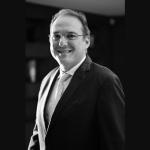 A recuperação judicial como ferramenta de gestão fortalece empresas ao reorganizar dívidas e processos, destacando a atuação estratégica de Rodrigo Gonçalves Pimentel.