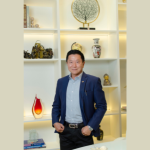 Diástase abdominal exige avaliação para definir entre cirurgia ou exercícios, afirma Milton Seigi Hayashi.