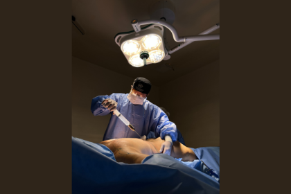 As cirurgias minimamente invasivas são indicadas para casos específicos e exigem preparo pré-operatório adequado, explica Milton Seigi Hayashi.